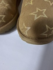 UGG Boots Youth Size 5 Brown Classic II Iridescent Stars Shearling Mid Calf