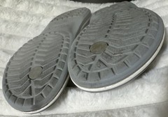 Crocs Kids Gray Thong Flip Flop Sandals | Iconic Comfort -Beach Pool Kids Size 2