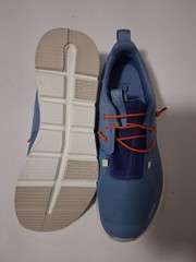 On Cloud Sky Dust/Acai Mesh Low Top Kids Sneakers US 6 EU 38.5 UK 5.5