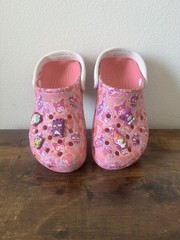 Crocs Classic Clog Sanrio Hello Kitty Kids US 8 Pink Graphic Jibbitz Strap