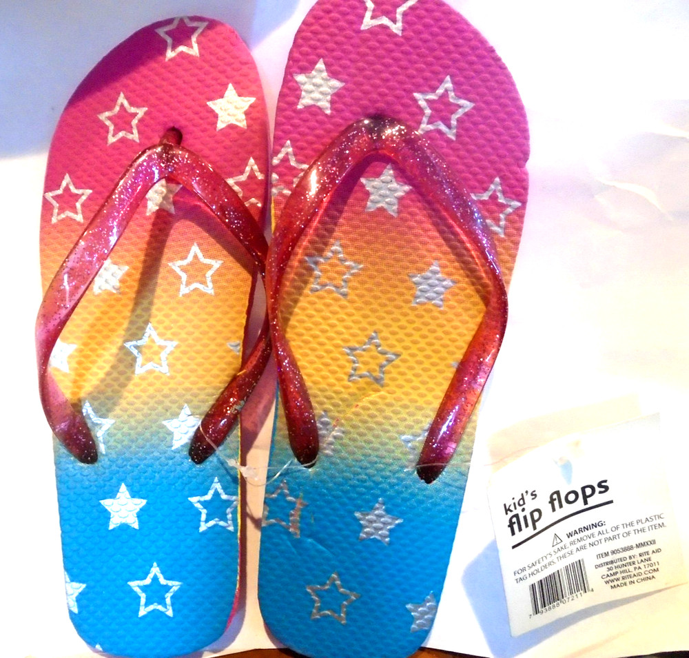 Kid’s Flip Flops Large 2/3 Pink yellow blue with silver stars