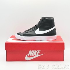 Nike Blazer Mid ’77 (GS) Black / White / Team Orange DA4086-002 – Size 5.5 Y