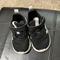 adidas Cloudfoam Comfy Black/White Hook & Loop Mesh Sneakers Kids US 5K