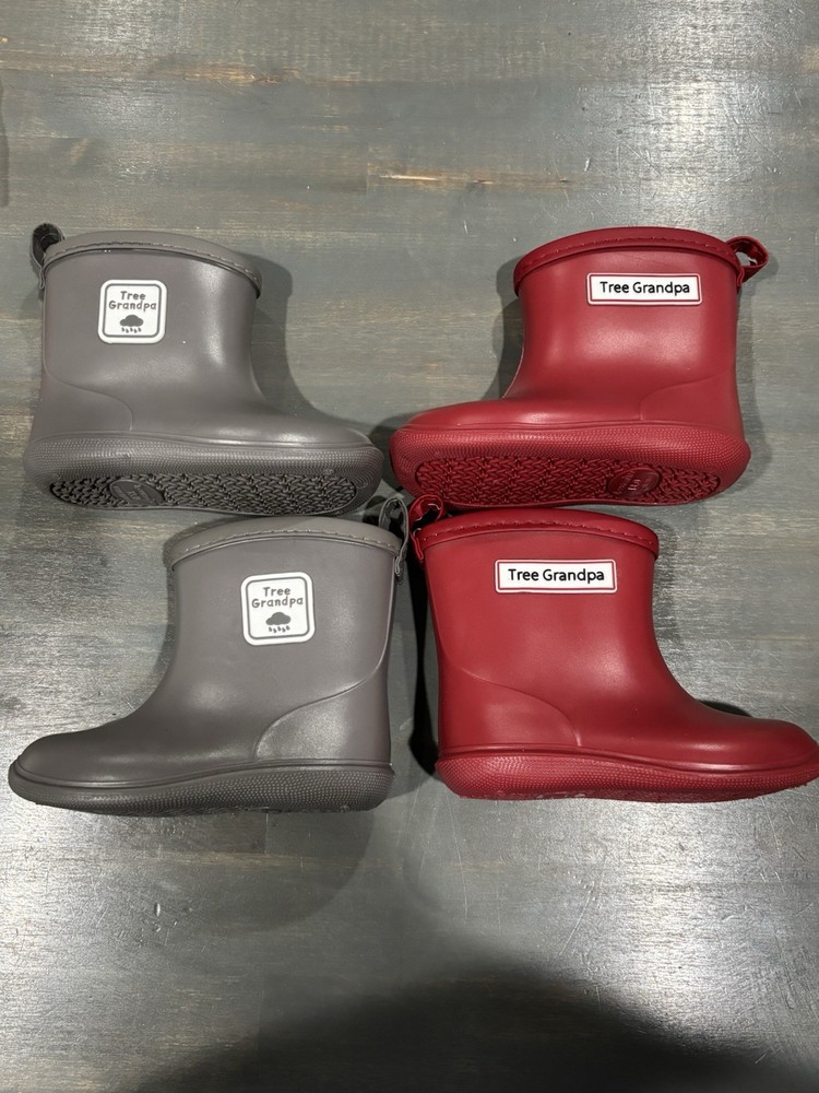 Tree Grandpa toddlers Rubber Rain Boots Size 13cm(size 5 Toddler) Pair.