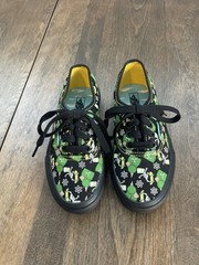 Vans x THE SIMPSONS Kids Shoes Authentic Glow In The Dark Bart Skate Size 13 EUC