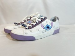 Ground Up Disney Lilo & Stitch Stitch Low Top Lace-Up Sneakers Glitter 6