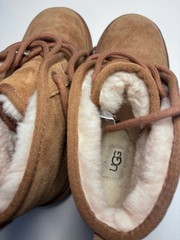 UGG Neumel II Chestnut Brown Suede Wool Lined Winter Chukka Boots Unisex Kid’s 4