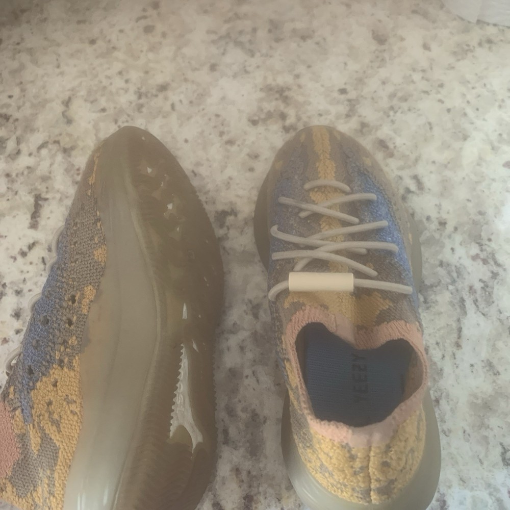 adidas Yeezy Boost Kids 11c
