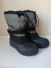 Columbia Big Kids Waterproof Lined Snow Boots BY1326-010 Youth Size 7 Gray Black