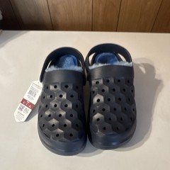 Joybees Kids Varsity Lined Clog Black Blue EU 32.5 Faux Fur Machine Washable