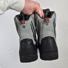 Columbia Bugaboot Plus IV Omni-Heat 400g Youth Sz 1 Snow Boots Gray Black Orange