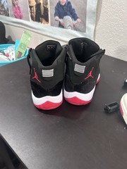 Wmns Air Jordan 11 Retro ‚Bred velvet