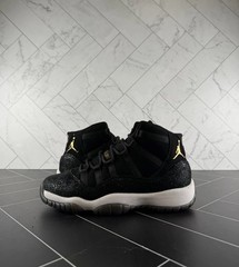 Nike Air Jordan 11 Retro Premium Mid Heiress Size 4Y / 5.5 WMNS 852625-030