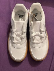 Adidas Breaknet 2.0 K – Size 2.5 Kids Sneakers – New With Box – No Box Lid