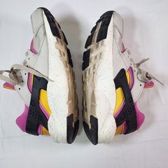Nike Huarache Light Bone Pink Gold Grade School Youth Size 5.5Y 654275-043