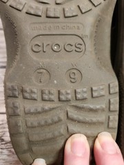 Crocs Classic Fleece Lined Dual Comfort Unisex Clogs Sizes M 7 / W 9