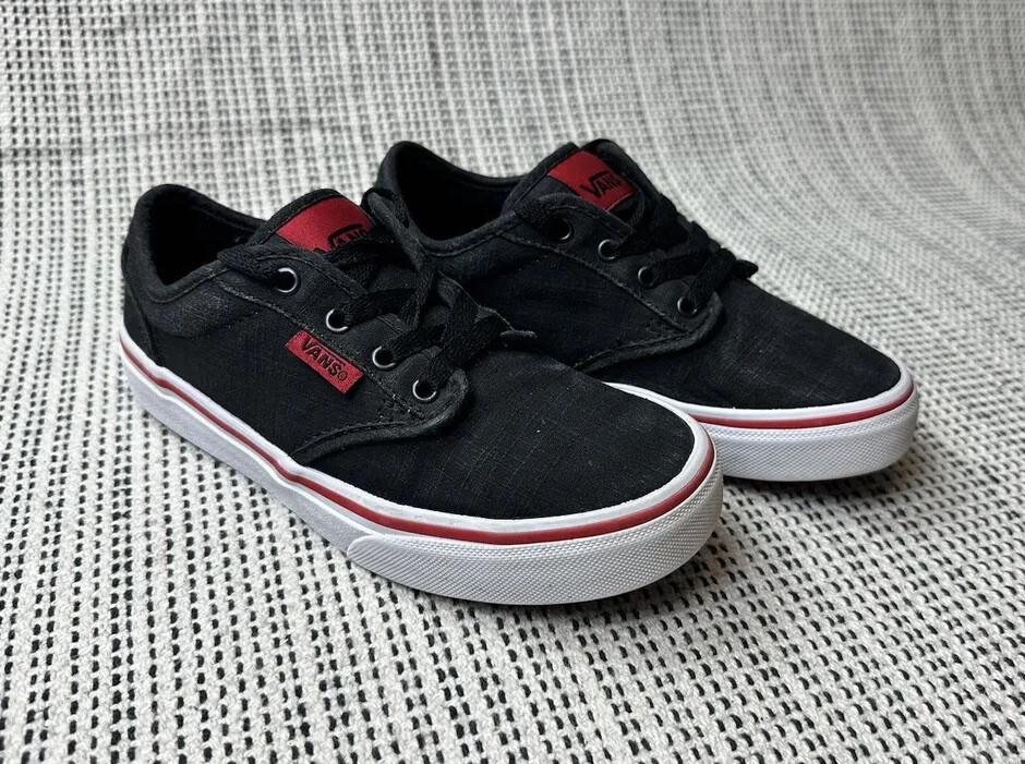 Vans “Off The Wall” Atwood Youth 1 Black Red Accent Low Top Skate Sneakers Shoes