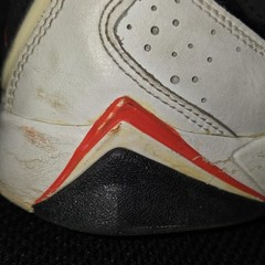 Air Jordan true flight Retro White Black coral Size 6Y Kids