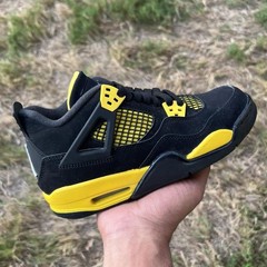 Jordan 4 Retro Yellow Thunder 2023 GS Size 5Y / 6.5W VNDS / Worn Once