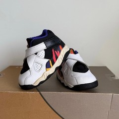Nike Air Jordan 8 Retro ‘Three Peat’ Toddler Sneakers 305360-142 – SZ 5 C