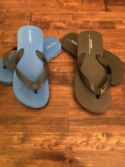 Old Navy Black and Blue Youth Flip Flops Size 1-2 Classic Kids Unisex Set of 2