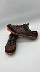 Merrell Brown Espresso Brown Leather Satsuma Shoes size 5.5 youth