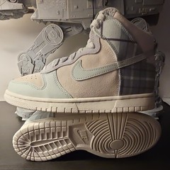 Nike Dunk High SE (GS) Gray/White Plaid High Top Sneaker 5.5Y DV1724-100