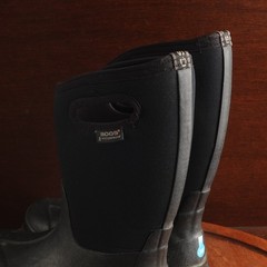 Bogs Boots Youth SZ 4 Black Classic High Handle Waterproof Chore Garden Outdoor