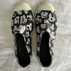 Native Disney Mickey Mouse Black White Slip-On Shoes Unisex M3/W5