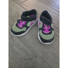 Nike Air Max SC Toddler Size 7 Sneakers Honeydew Fuschia Hook and Loop Shoes