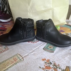 Stride Rite Soft Motion Kids Black Ankle Boots Side Zip Buckle US 7 M