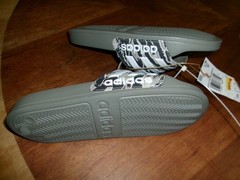 Adidas Adilette shower K Slide Sandal gray/white/camo Unisex Kids NWT