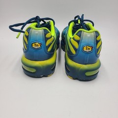 NIKE AIR MAX PLUS GS TEAL GRADIENT BLUE VOLT HERO FORCE Size 4Y CT0962-401