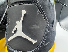 Air Jordan (GS) 4 Retro „THUNDER“ Size 7Y 408452-017 Used Shoes *READ*