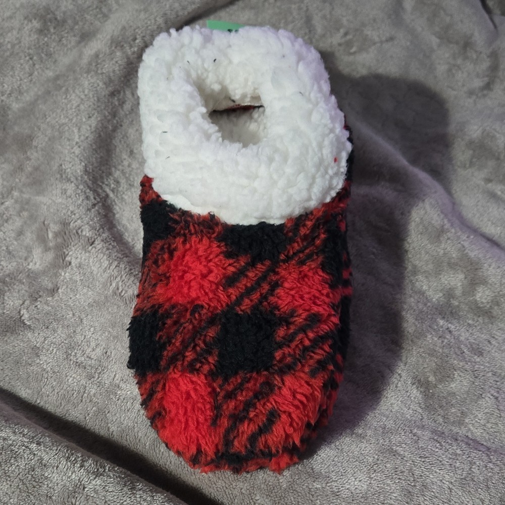 Kinnly Kids Sock Slipper Red Plaid Non-Slip Fabric Low Top M/L