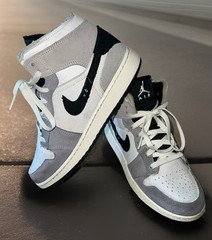 Nike Air Jordan 1 Mid SE Craft Sneakers FD9091-002 Gray White Sz 6.5Y Wmns 8 EUC