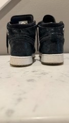 Size 6.5 (GS) – Jordan 1 Retro High Heiress 2016