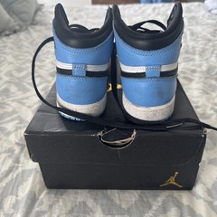Size 2 (PS) – Jordan 1 High Retro OG UNC Toe 2023