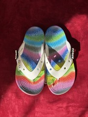 New Crocs Classic Rainbow Marble Tie Dye Clogs Women’s 8 Men’s 6 Multicolor