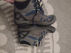Merrell Capra Mid Lace Up Waterproof Big Kids Hiking Boots Sz 2.5 M Excellent