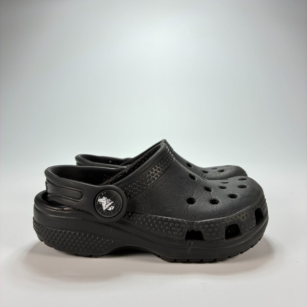 Crocs Classic Clog Iconic Black Slip On Comfort Sandals Lightweight Kids Size C7