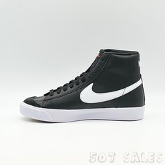 Nike Blazer Mid ’77 (GS) Black / White / Team Orange DA4086-002 – Size 5.5 Y