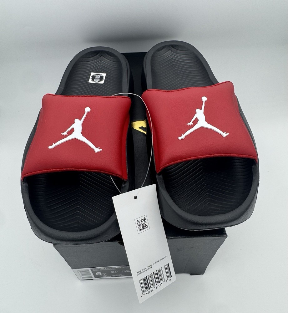 Jordan Franchise Slide GS Size 6Y Black Red White Slip On Sandals