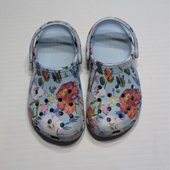 Crocs Kids Classic Clog Vera Bradley Floral Morning Shell Blue C11 Cottagecore
