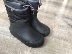 Bogs Classic Snow Shell Boots Black Kids Size 1 Waterproof Pull On 72868-001