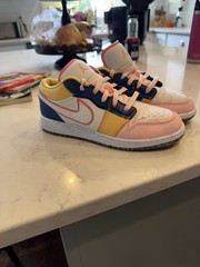 Size 6 (GS) – Jordan 1 SE Low Multi-Color Canvas