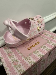 Crocs x LoveShackFancy Clogs Kids Size J6 -Girls Pink Classic Clogs With Charms