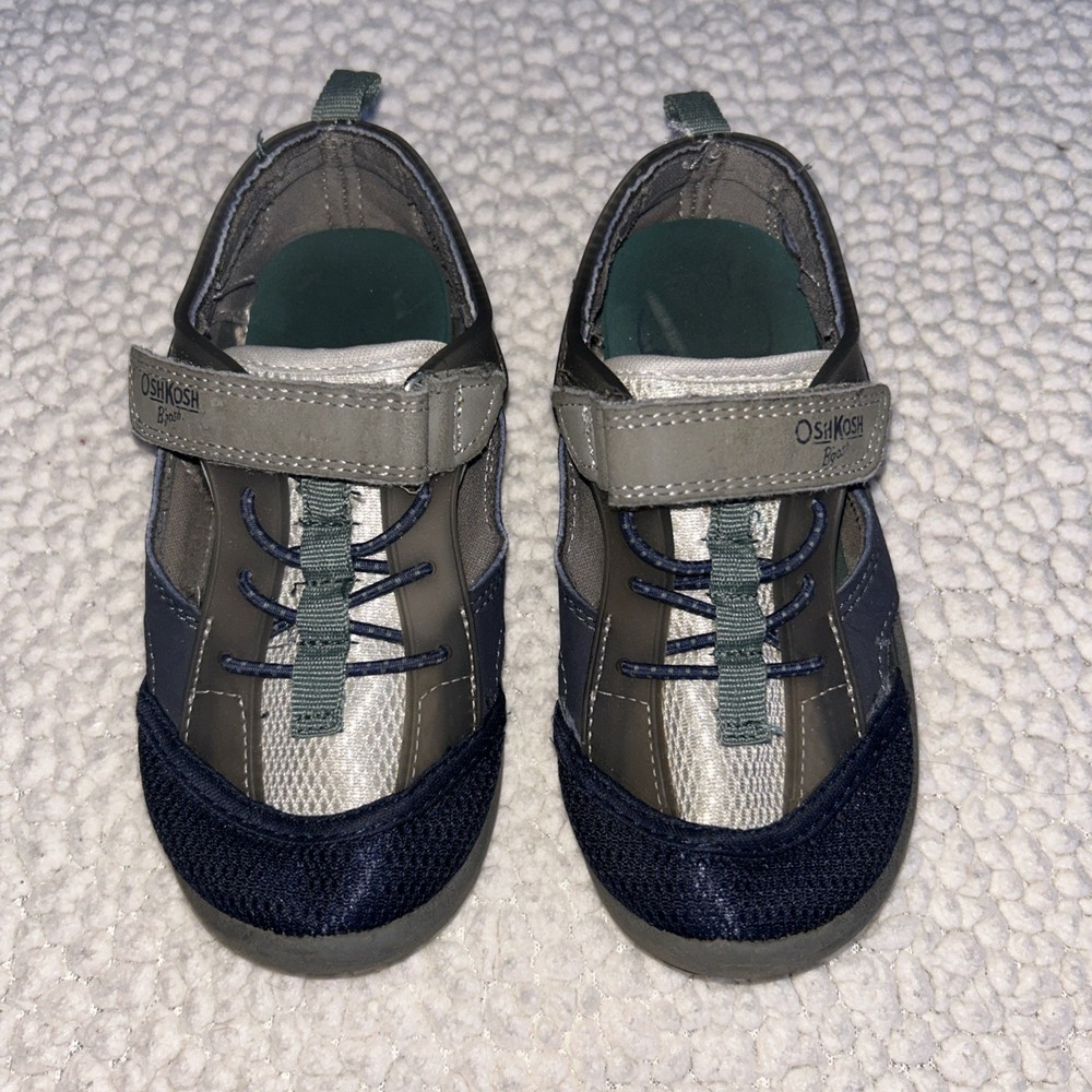 OshKosh Bgosh EverPlay Kids Navy Blue Grey Closed Toe Water Hybrid Sandals 10.5