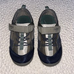 OshKosh Bgosh EverPlay Kids Navy Blue Grey Closed Toe Water Hybrid Sandals 10.5
