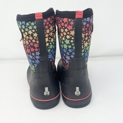 BOGS Youth Classic II Boot – Rainbow Stars Size 5 Waterproof Handles